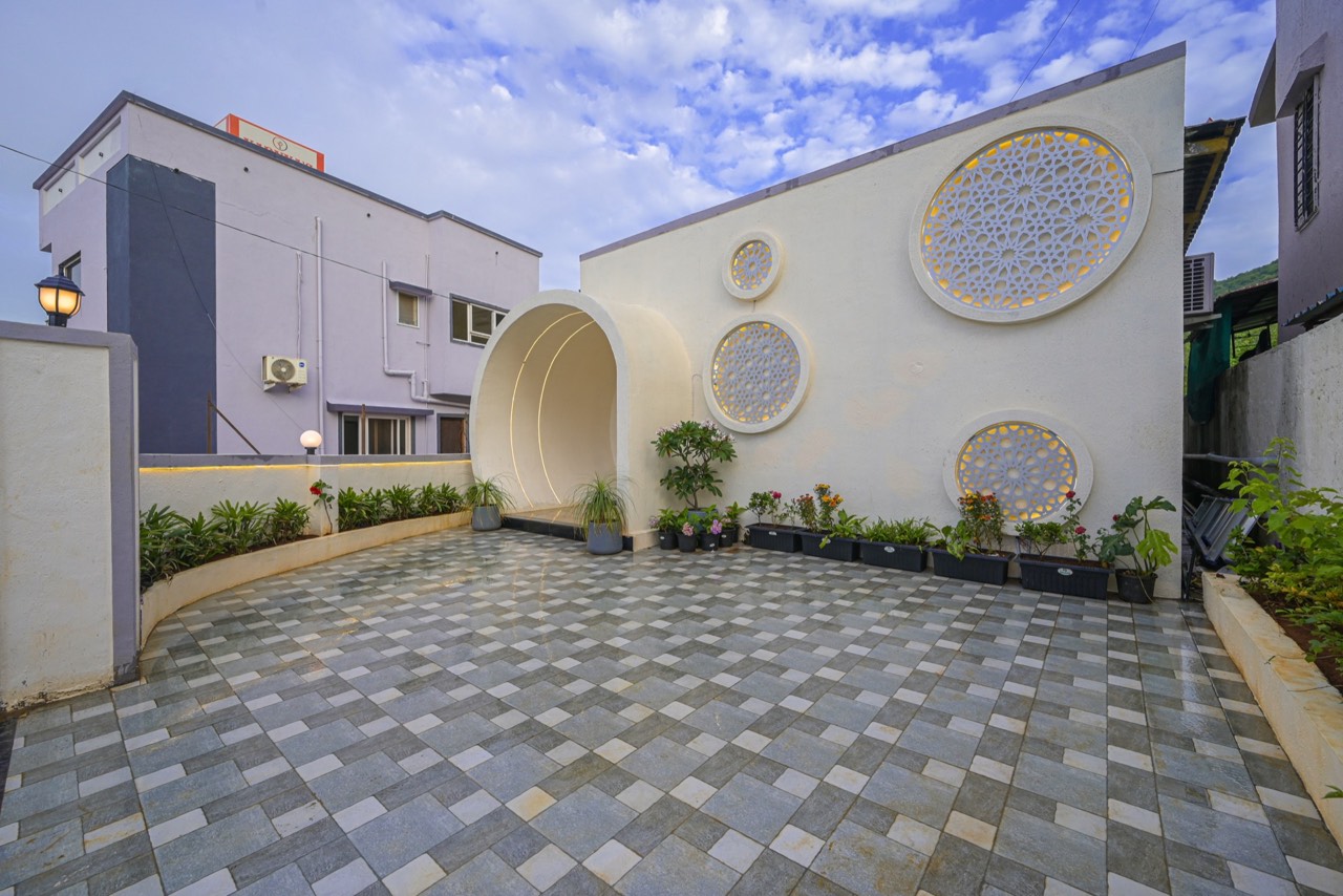 Dove Nest Villa Exterior & Pool