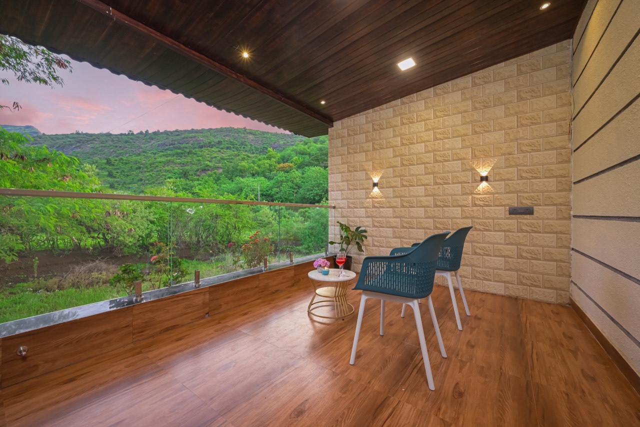 Dove Nest Landscape View